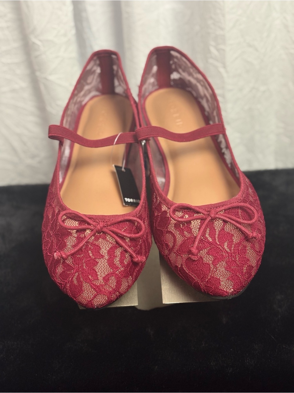 torrid Lace Mary Jane Bow Flats 10.5 WW - Picture 2 of 9